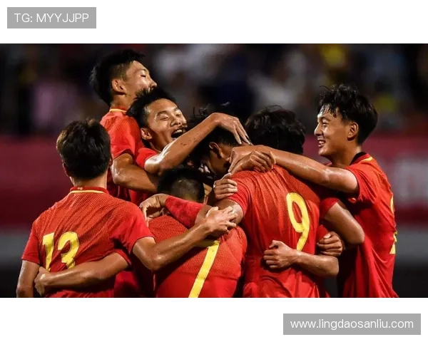 杭州足球队转型之路揭秘：从低谷到崛起的奋斗历程与未来展望